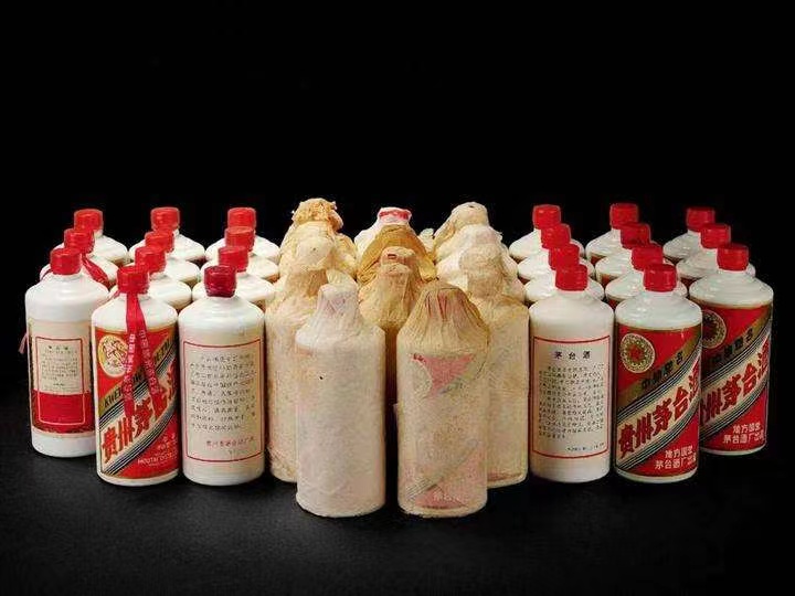 巴林左15年茅台酒回收公司哪里回收(附近上门回收茅台酒）